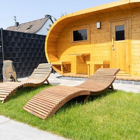 Villa Dreamy Vibes Mit Privatem Pool & Rheinblick Niederkassel Zewnętrze zdjęcie