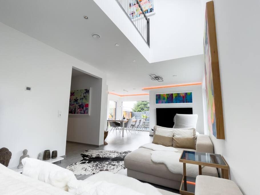 Villa Dreamy Vibes Mit Privatem Pool & Rheinblick Niederkassel Zewnętrze zdjęcie